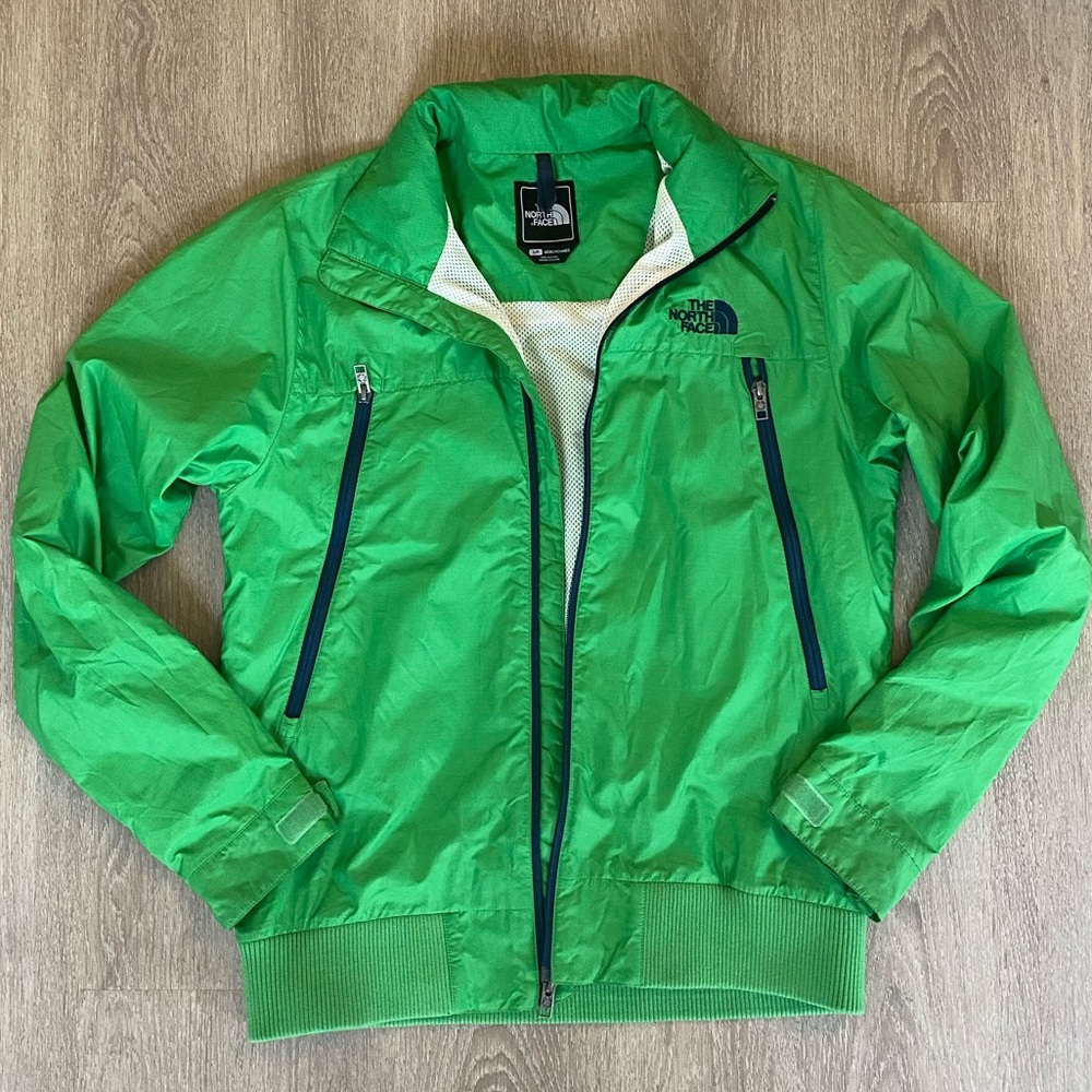 North face jacket size small